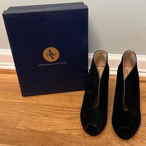 NEVER WORN - Beautiful ADRIENNE VITTADINI, Black Heels, 8.5M
